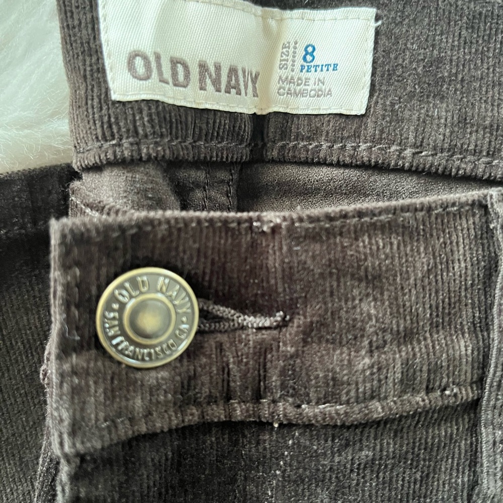 Old Navy Corduroy Bootcut pant - 8 Petite NWT - Picture 3 of 3